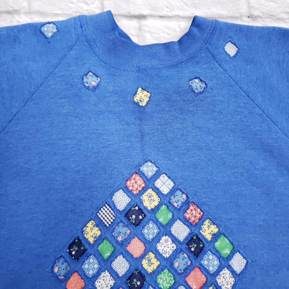 Vintage Granny Cottage Folk Patchwork Quilt Blue Sweatshirt Fits S-L - Picture 6 of 11